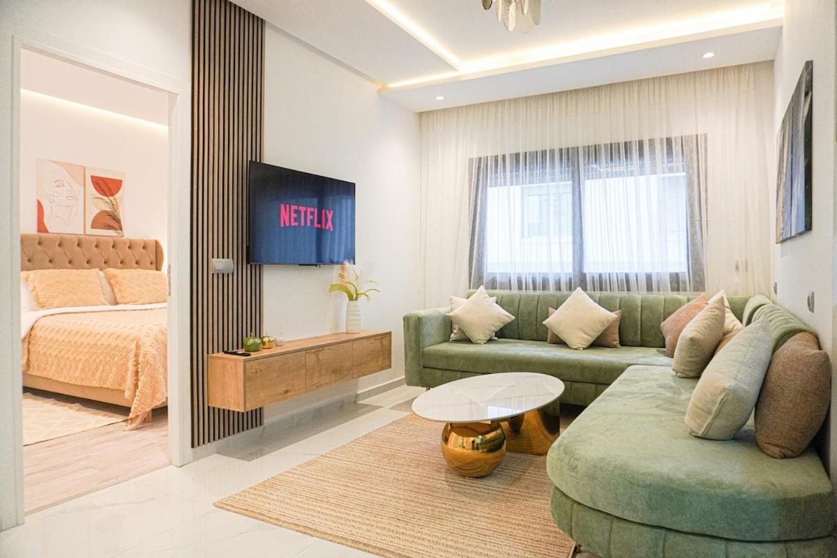 Apartment Elegant Beachside Location *